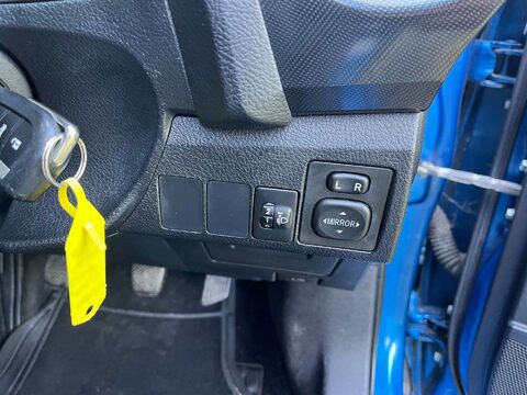 Toyota Auris 1.6 Auris Sport Valvematic 5dr 9