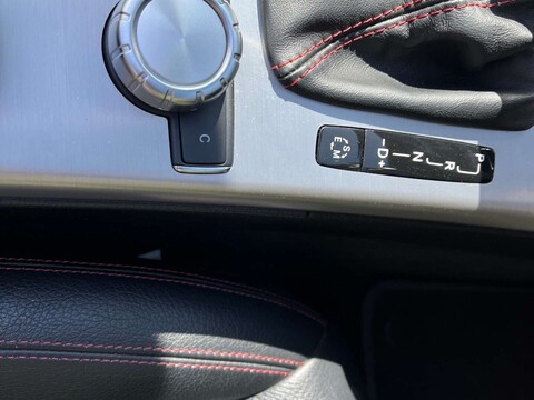 Mercedes-Benz SLK 1.8 SLK 250 AMG Sport Edition 125 BlueEfficiency Auto 2dr 19
