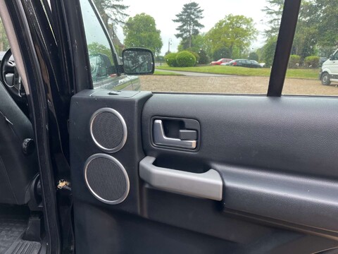 Land Rover Discovery 2.7 Discovery TDV6 XS Auto 4WD 5dr 10