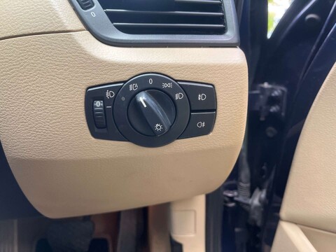 BMW X1 2.0 X1 xDrive 23d SE Auto 4WD 5dr 10