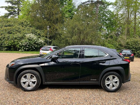 Lexus Ux 2.0 UX 250h 4x2 CVT 5dr 3