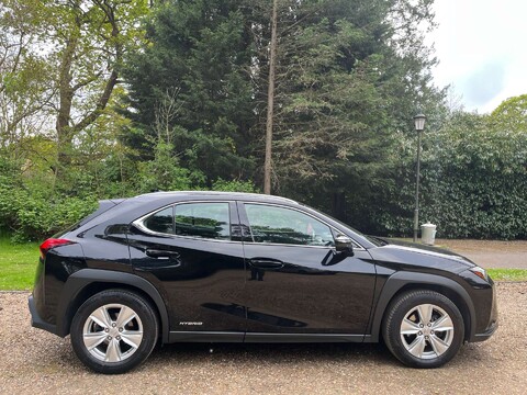 Lexus Ux 2.0 UX 250h 4x2 CVT 5dr 6