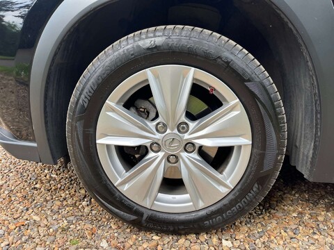 Lexus Ux 2.0 UX 250h 4x2 CVT 5dr 34
