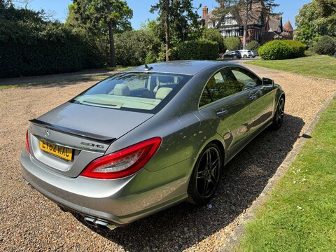 Mercedes-Benz CLS 5.5 CLS63 AMG Auto 4dr 3