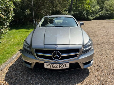 Mercedes-Benz CLS 5.5 CLS63 AMG Auto 4dr 2