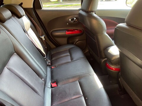 Nissan Juke 1.6 Juke Tekna CVT 5dr 8