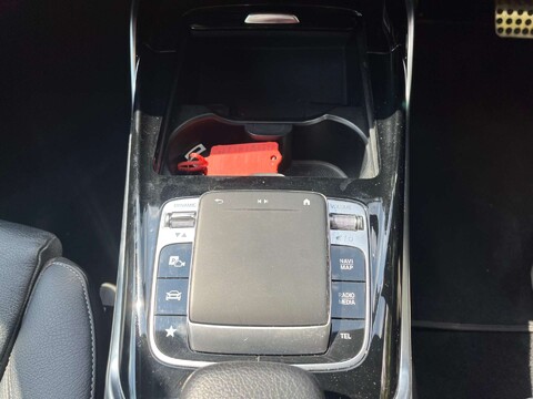 Mercedes-Benz A Class 2.0 AMG A 35 4Matic Premium Auto 4WD 5dr 17