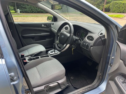 Ford Focus 1.6 Focus LX Auto 5dr 9