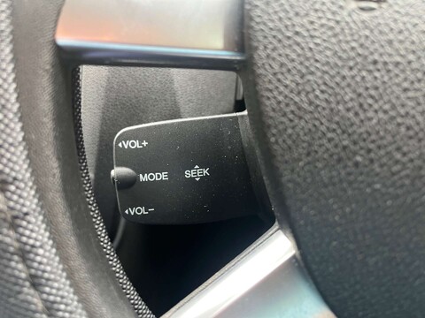 Ford Focus 1.6 Focus LX Auto 5dr 17