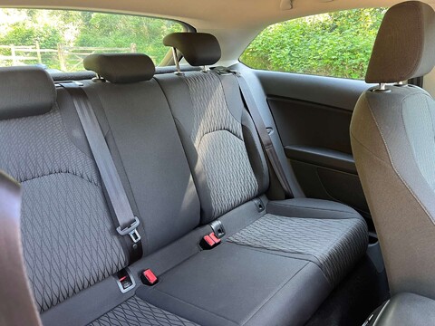 SEAT Leon 1.2 Leon SE Technology TSi 3dr 9