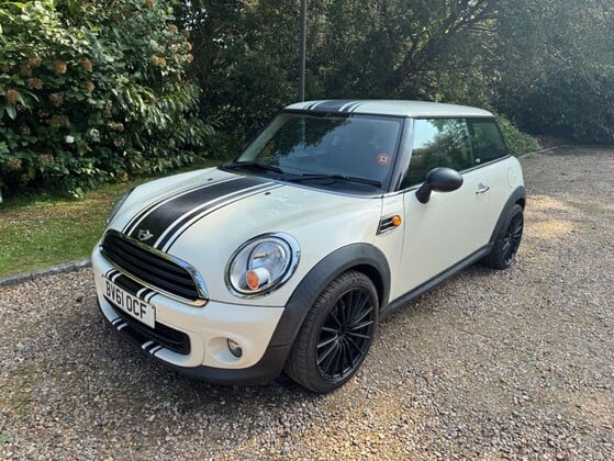 Mini Hatch 1.6 First 3dr