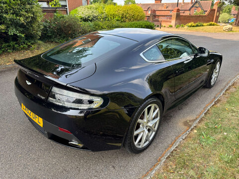 Aston Martin Vantage 4.7 Vantage V8 Auto 3dr 5