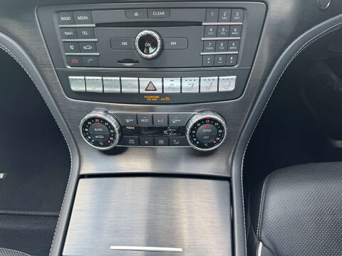 Mercedes-Benz SL Series 4.7 SL 500 AMG Line Premium Auto 2dr 11
