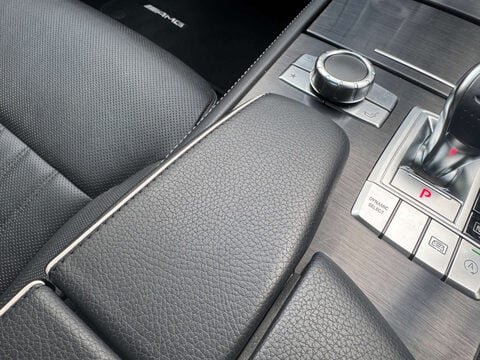Mercedes-Benz SL Series 4.7 SL 500 AMG Line Premium Auto 2dr 12