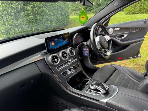 Mercedes-Benz C Class 2.0 C 220 AMG Line Premium+ D Auto 4dr 8