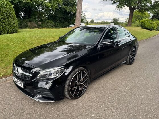 Mercedes-Benz C Class 2.0 C 220 AMG Line Premium+ D Auto 4dr
