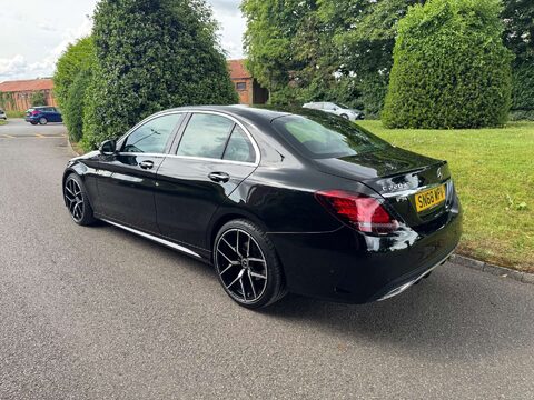 Mercedes-Benz C Class 2.0 C 220 AMG Line Premium+ D Auto 4dr 7