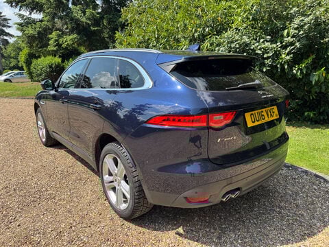 Jaguar F-Pace 2.0 F-PACE Portfolio AWD D Auto 4WD 5dr 5