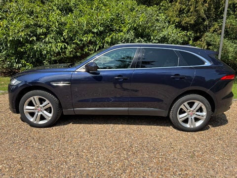 Jaguar F-Pace 2.0 F-PACE Portfolio AWD D Auto 4WD 5dr 4