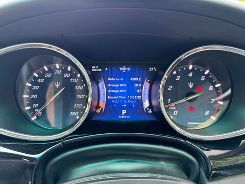 Maserati Quattroporte 3.0 Quattroporte S Auto 4dr 29