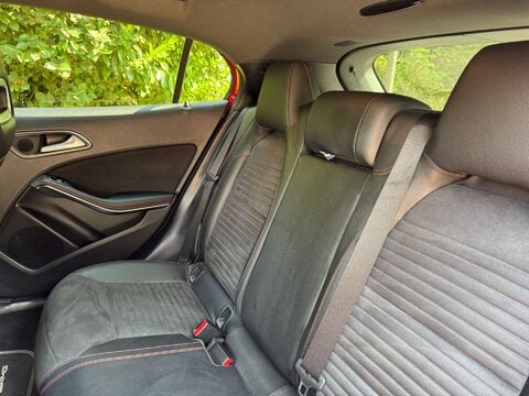 Mercedes-Benz GLA 1.6 GLA 180 AMG Line Edition Auto 5dr 9