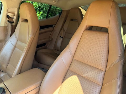Porsche Panamera 4.8 Panamera 4s Semi-Auto 4WD 5dr 13