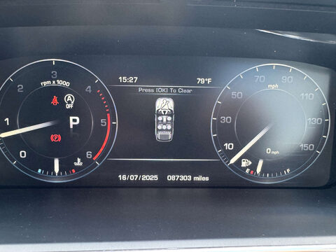 Land Rover Range Rover Sport 3.0 Range Rover Sport Autobiography Dynamic SDV6 Auto 4WD 5dr 24