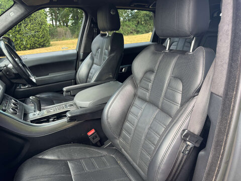 Land Rover Range Rover Sport 3.0 Range Rover Sport Autobiography Dynamic SDV6 Auto 4WD 5dr 12