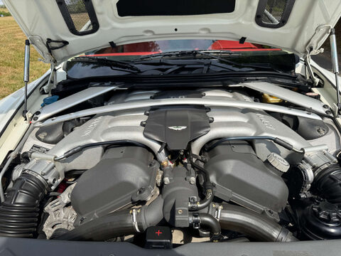 Aston Martin DB9 5.9 DB9 2dr 28
