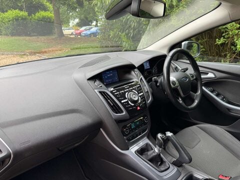 Ford Focus 1.0 Focus Titanium Navigator T 5dr 11