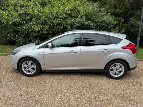 Ford Focus 1.0 Focus Titanium Navigator T 5dr 7