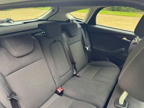 Ford Focus 1.0 Focus Titanium Navigator T 5dr 14