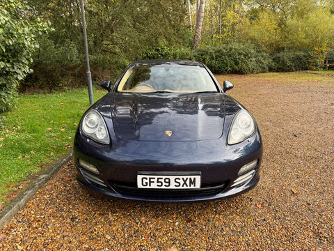 Porsche Panamera 4.8 Panamera 4s Semi-Auto 4WD 5dr 4