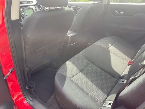Nissan Qashqai 1.2 Qashqai N-Connecta DiG-T 5dr 8