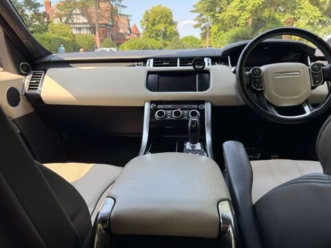 Land Rover Range Rover Sport 4.4 Range Rover Sport Autobiography Dynamic SDV8 Auto 4WD 5dr 3