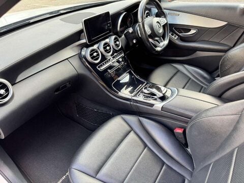 Mercedes-Benz C Class 2.1 C220 AMG Line Bluetec Auto 4dr 20