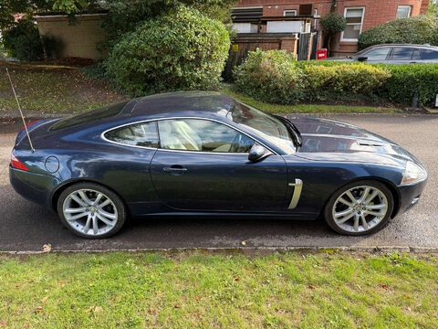Jaguar XK 4.2 XKR 4.2 Auto 3dr 4