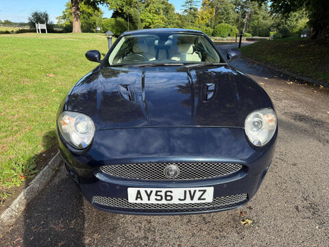 Jaguar XK 4.2 XKR 4.2 Auto 3dr 10