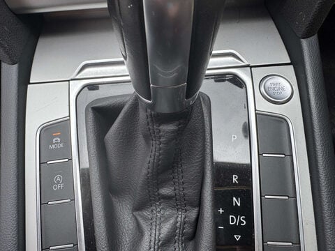 Volkswagen Passat 1.6 Passat SE Business TDI BlueMotion Technology Semi-Auto 4dr 22