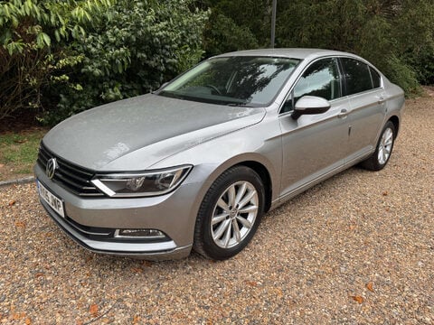 Volkswagen Passat 1.6 Passat SE Business TDI BlueMotion Technology Semi-Auto 4dr 1