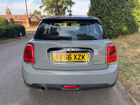 Mini Hatch 1.5 Cooper 3dr 6