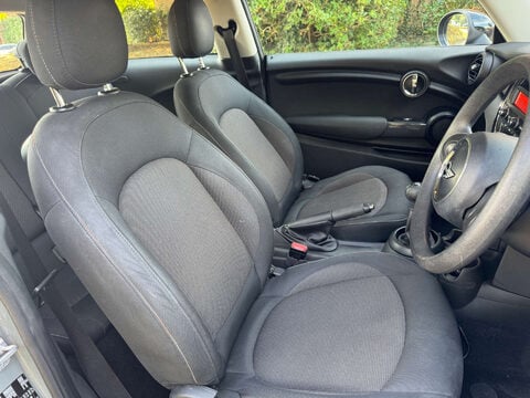 Mini Hatch 1.5 Cooper 3dr 9