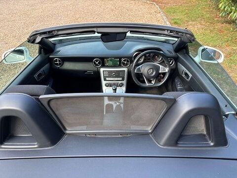 Mercedes-Benz SLC 2.0 SLC 200 Sport 2dr 21