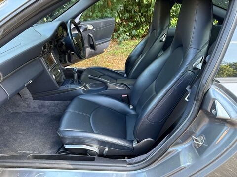 Porsche 911 3.6 911 Carrera 2 2dr 9