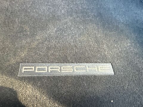 Porsche 911 3.6 911 Carrera 2 2dr 17