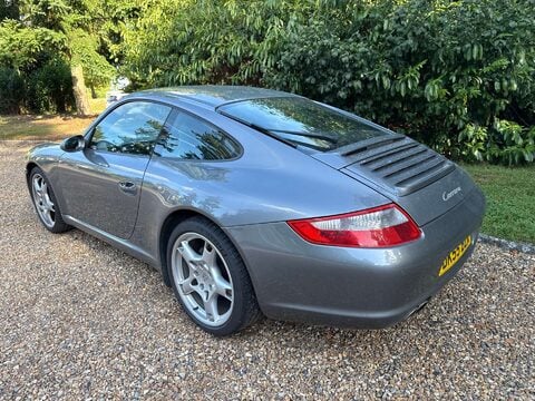 Porsche 911 3.6 911 Carrera 2 2dr 7
