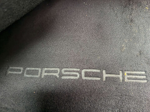 Porsche 911 3.6 911 Targa 2dr 26