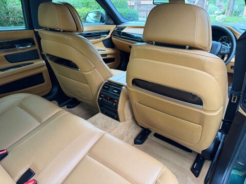 BMW 7 Series 4.4 750i M Sport Auto 4dr 11