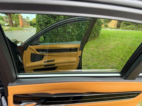 BMW 7 Series 4.4 750i M Sport Auto 4dr 21