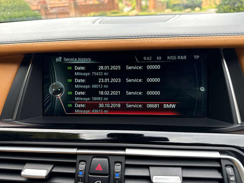 BMW 7 Series 4.4 750i M Sport Auto 4dr 33